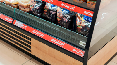 Витрина пристенная Dazzl Vega 080 H160 Plug-in 125 на сайте Белторгхолод