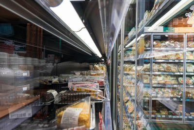 Витрина пристенная Brandford VR 2080.700 ESC 250 на сайте Белторгхолод