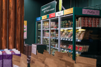 Витрина пристенная Brandford VR 2080.700 ESC 375 на сайте Белторгхолод