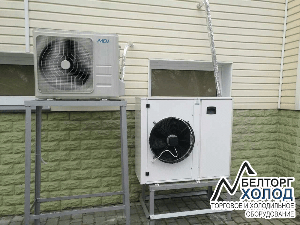 Магазин ОАО "Агрокомбинат Дзержинский" в Заславле на ул. Советской, 92а