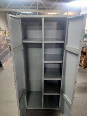 Шкаф для уборочного инвентаря ХотКолд 600х500х1800