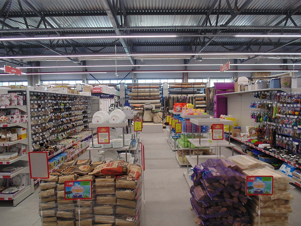 Строительный гипермаркет в Пинске на ул. Брестской, 140а