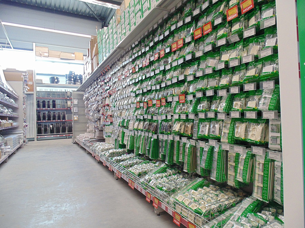 Строительный гипермаркет в Пинске на ул. Брестской, 140а