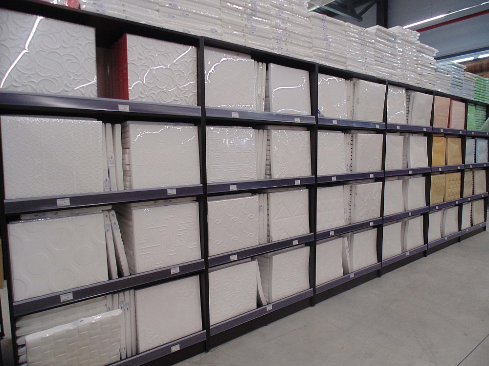 Строительный гипермаркет в Пинске на ул. Брестской, 140а