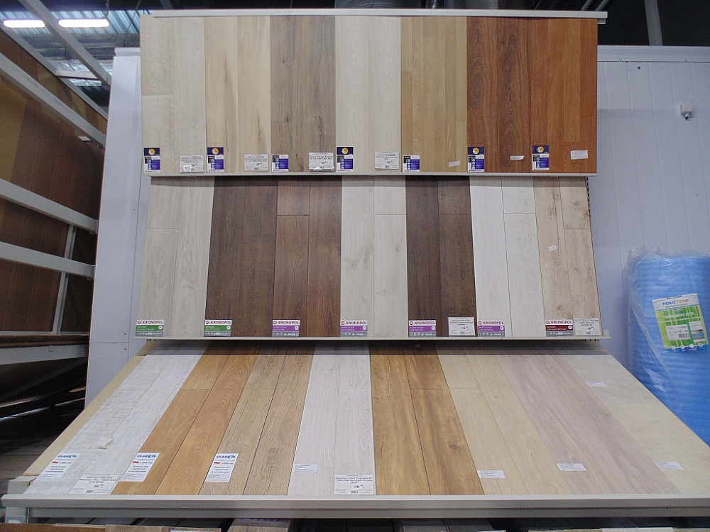 Строительный гипермаркет в Пинске на ул. Брестской, 140а