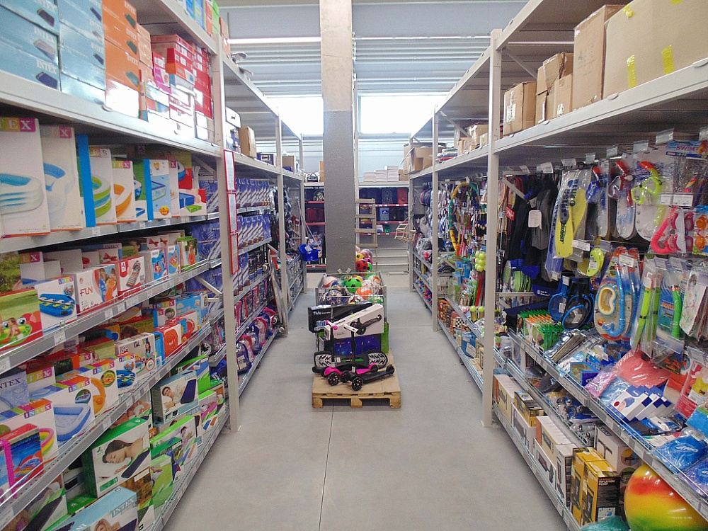 Строительный гипермаркет в Пинске на ул. Брестской, 140а