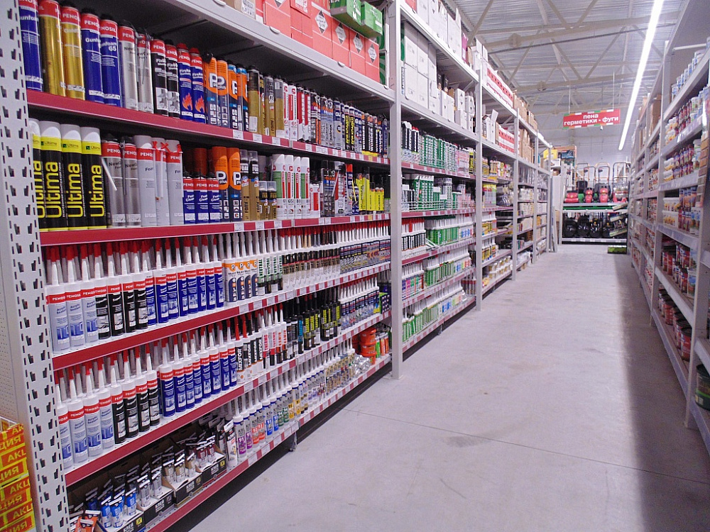 Строительный гипермаркет в Пинске на ул. Брестской, 140а