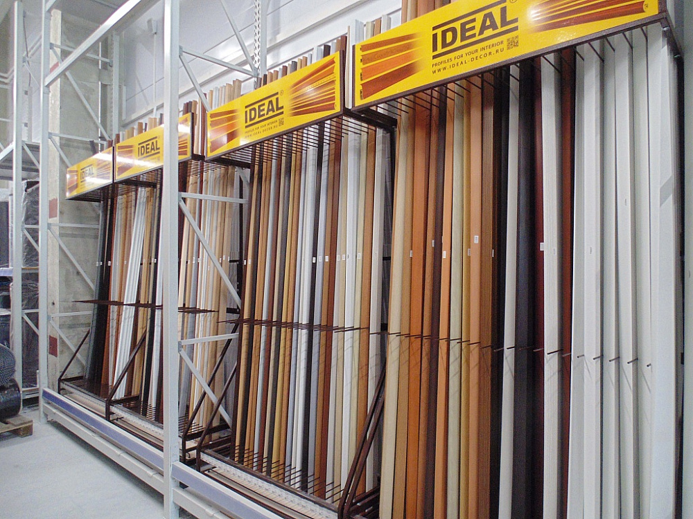 Строительный гипермаркет в Пинске на ул. Брестской, 140а