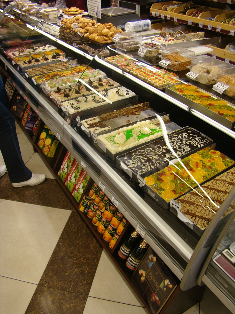 Супермаркет "Радуга" в Солигорске на ул. Октябрьской, 92