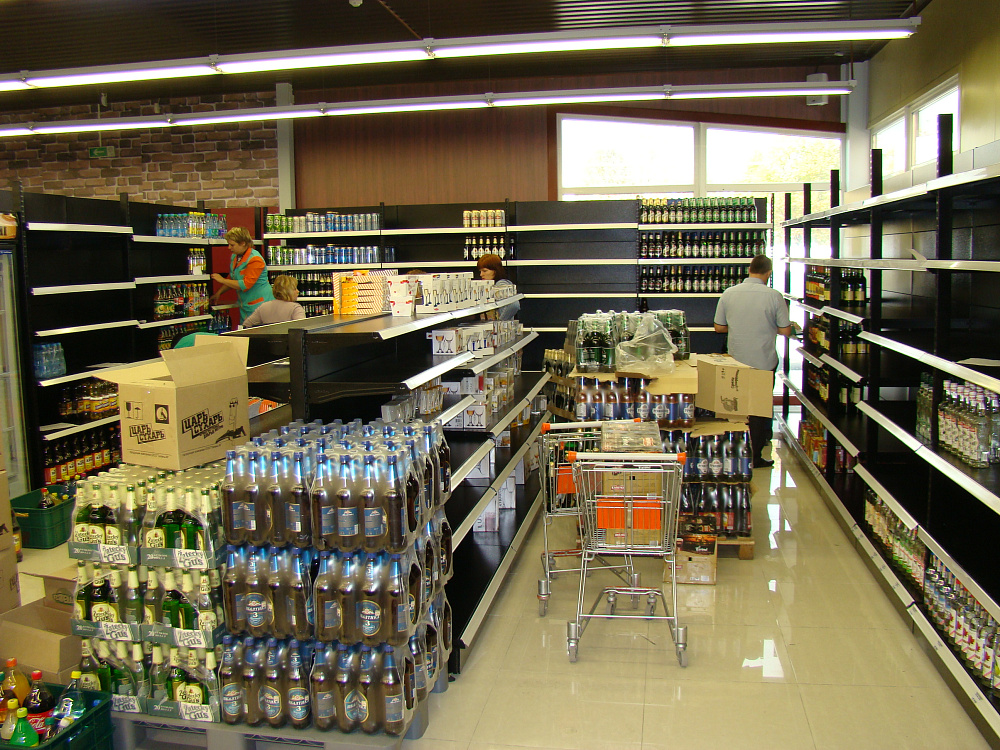 Супермаркет "Радуга-Гурман" в Солигорске на ул. Октябрьской, 27а