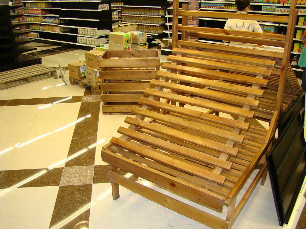 Супермаркет "Радуга-Гурман" в Солигорске на ул. Октябрьской, 27а