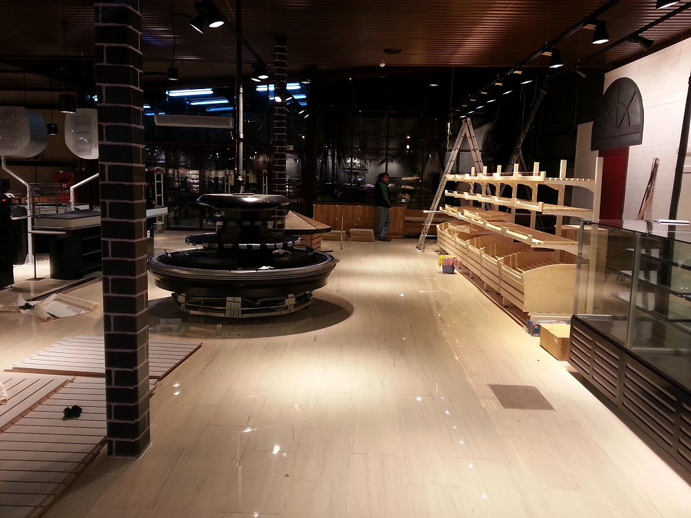 Супермаркет "Радуга" в Солигорске на ул. Судиловского, 8а