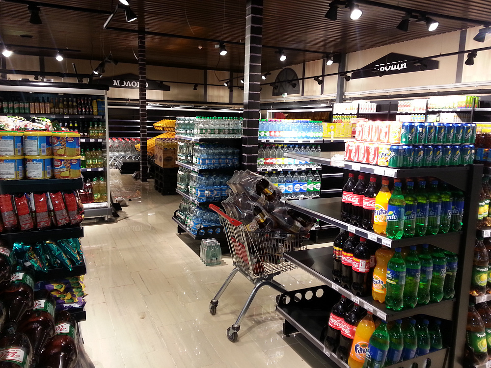 Супермаркет "Радуга" в Солигорске на ул. Судиловского, 8а