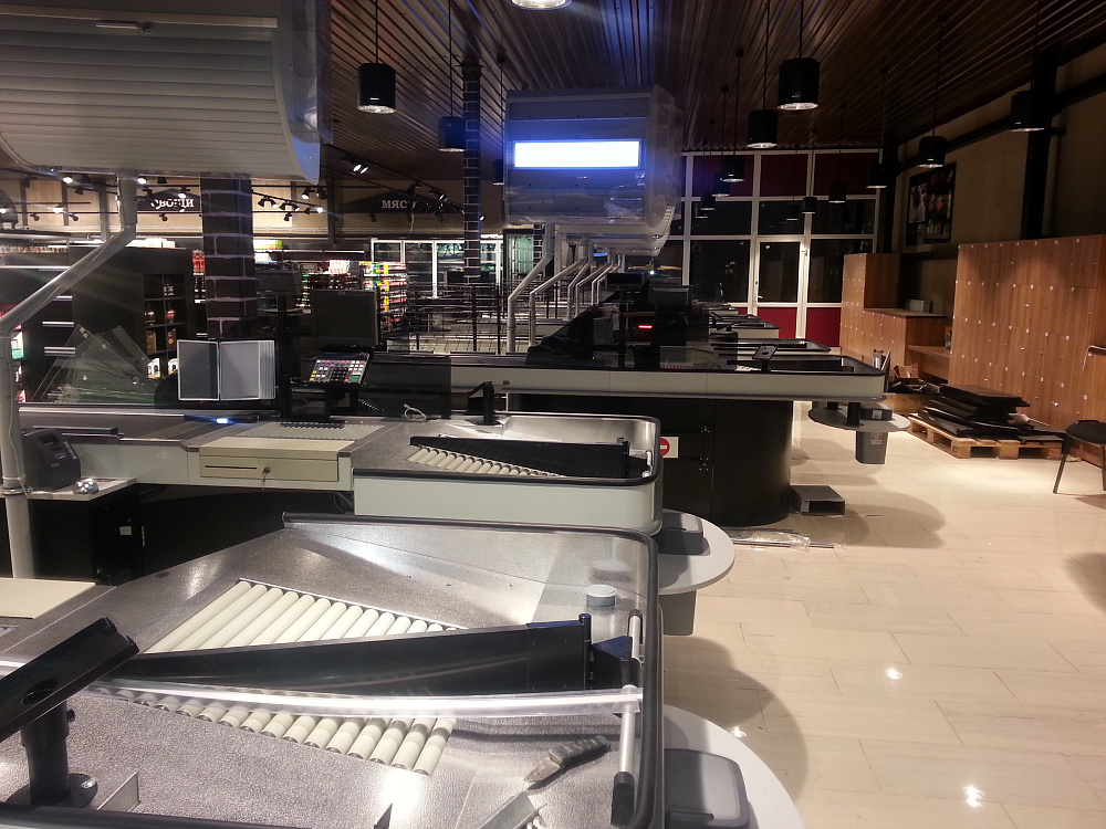 Супермаркет "Радуга" в Солигорске на ул. Судиловского, 8а