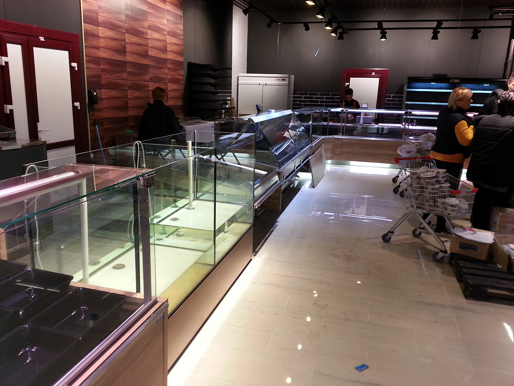 Супермаркет "Радуга" в Солигорске на ул. Судиловского, 8а