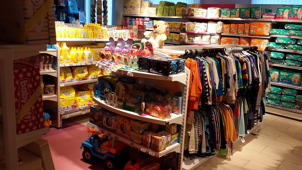 Супермаркет "Радуга" в Солигорске на ул. Судиловского, 8а