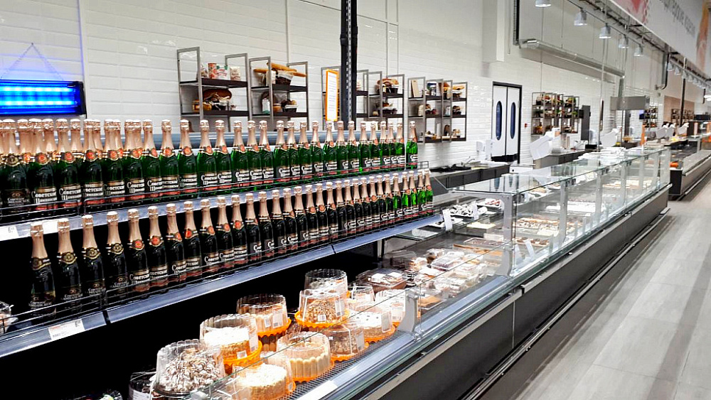 Гипермаркет "Гиппо" в торгово-развлекательном центре "DiaMond city" в Минске