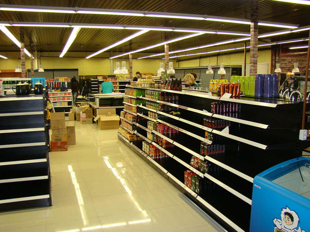 Супермаркет "Радуга-Гурман" в Солигорске на ул. Октябрьской, 27а