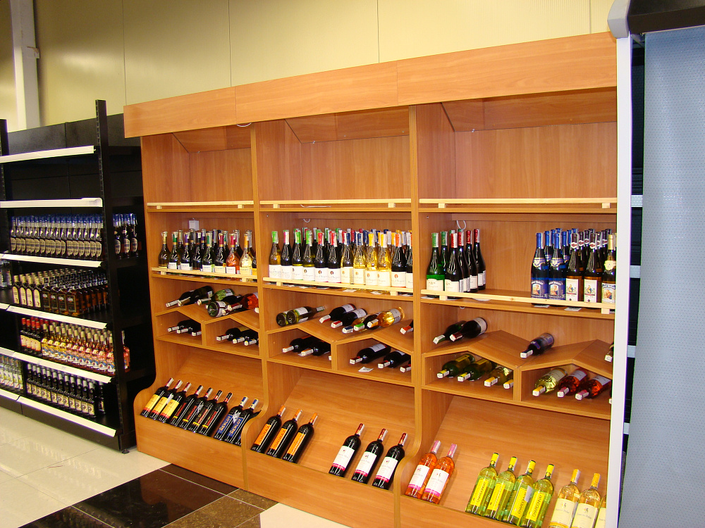 Супермаркет "Радуга-Гурман" в Солигорске на ул. Октябрьской, 27а