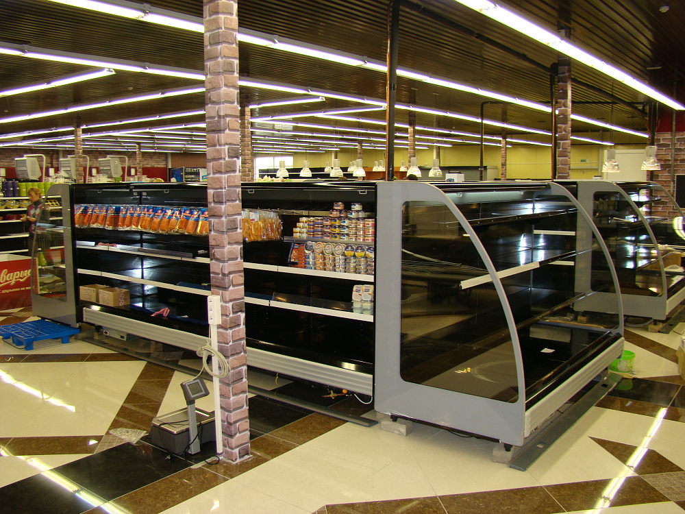 Супермаркет "Радуга-Гурман" в Солигорске на ул. Октябрьской, 27а