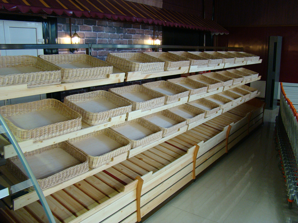 Супермаркет "Радуга-Гурман" в Солигорске на ул. Октябрьской, 27а