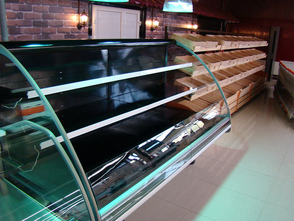 Супермаркет "Радуга-Гурман" в Солигорске на ул. Октябрьской, 27а