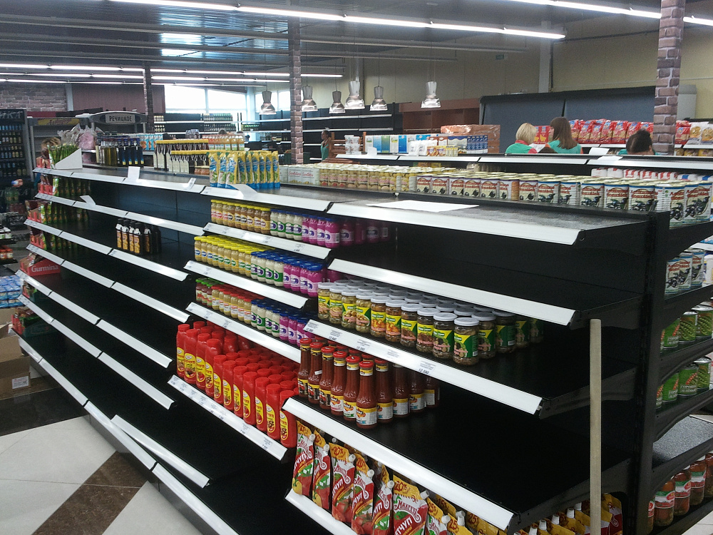 Супермаркет "Радуга-Гурман" в Солигорске на ул. Октябрьской, 27а