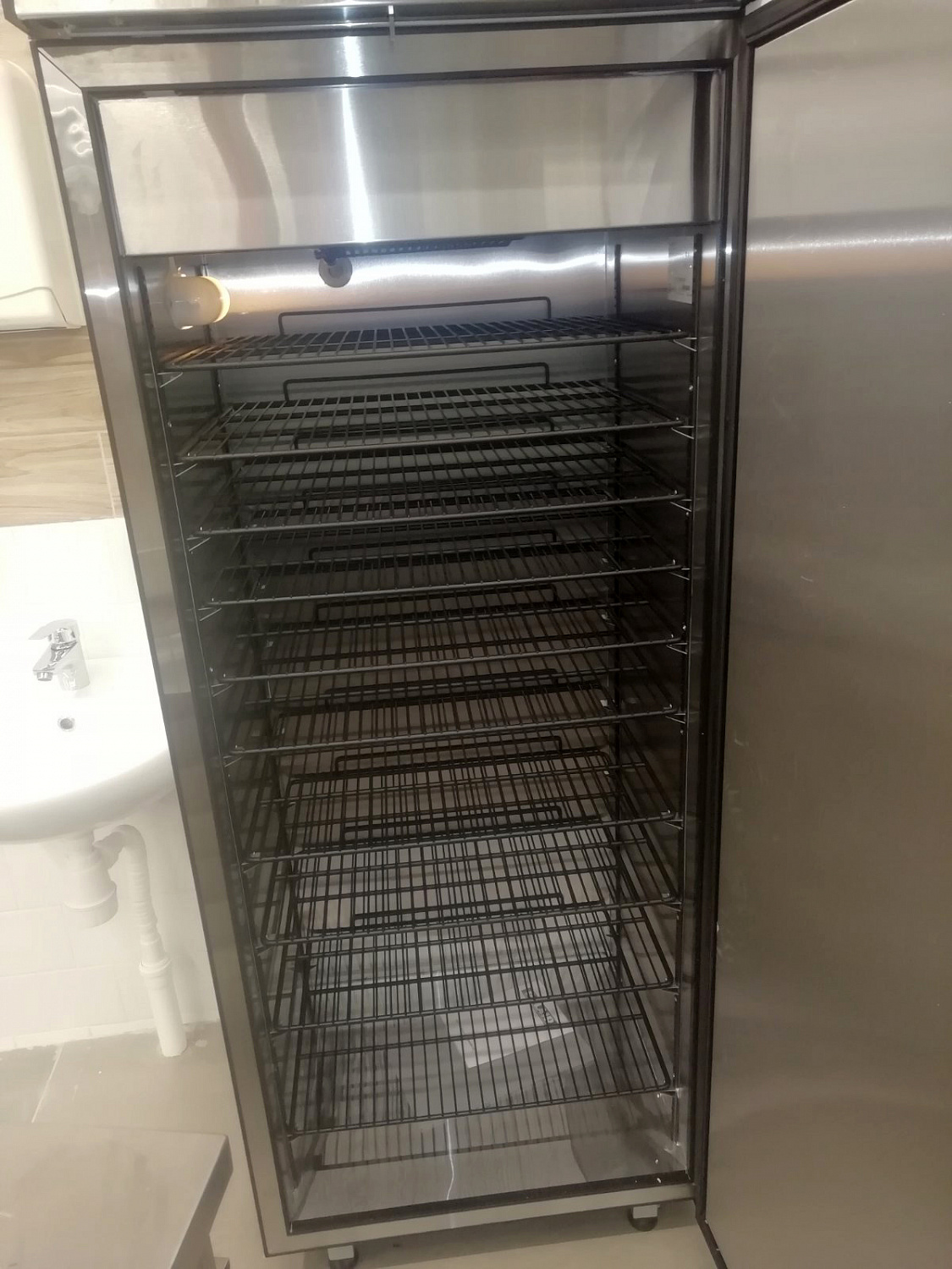 Супермаркет "Соседи" в Пинске на ул. 60 лет Октября, 13