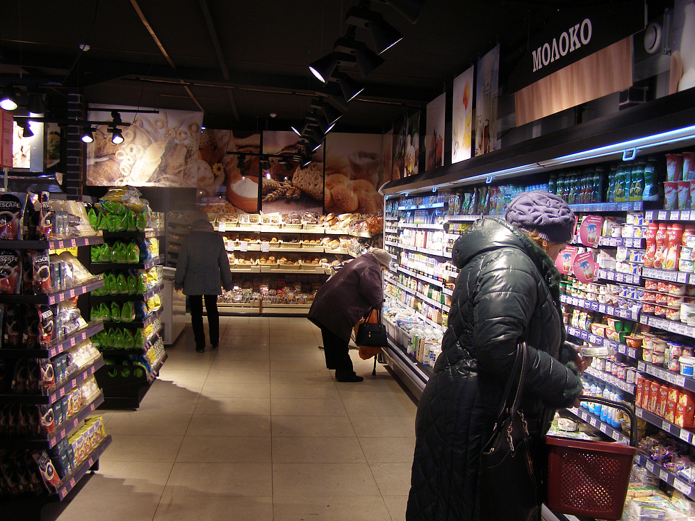 Супермаркет "Радуга" в Солигорске на ул. Молодёжной, 29а