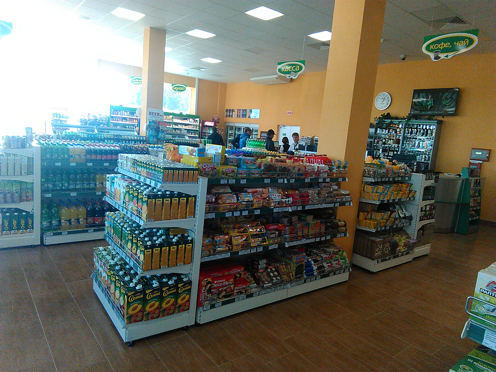 Магазин на автозаправке "Белнефтехим" в Минске