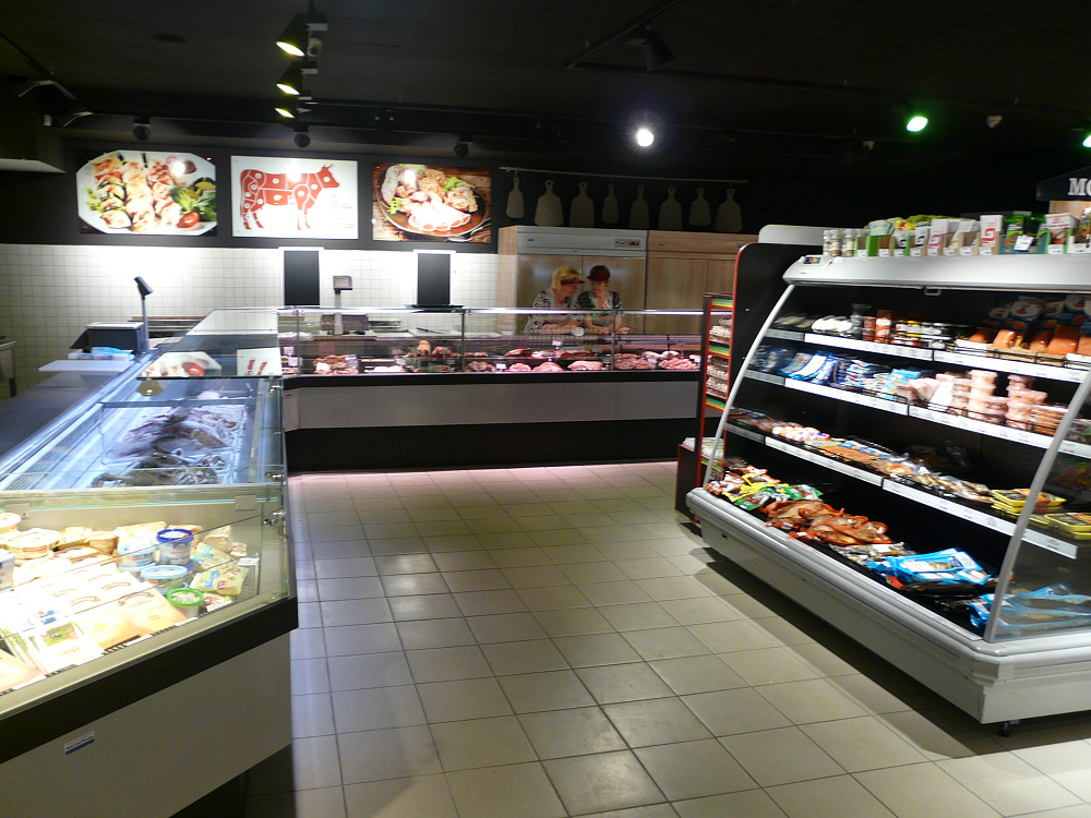 Продовольственный супермаркет "Радуга-Свет" в Солигорске на ул. Ленина, 32